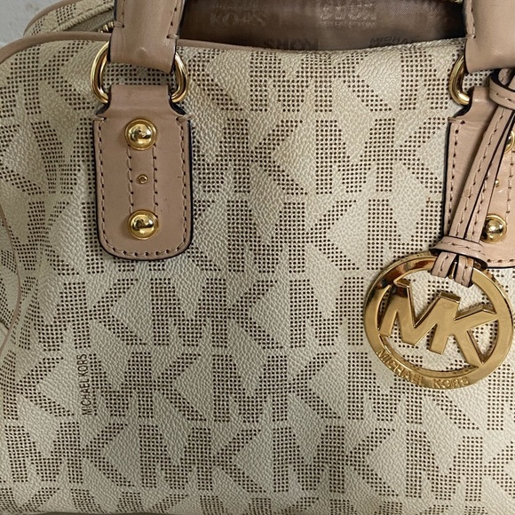 Michael Kors handbag - Picture 2 of 2